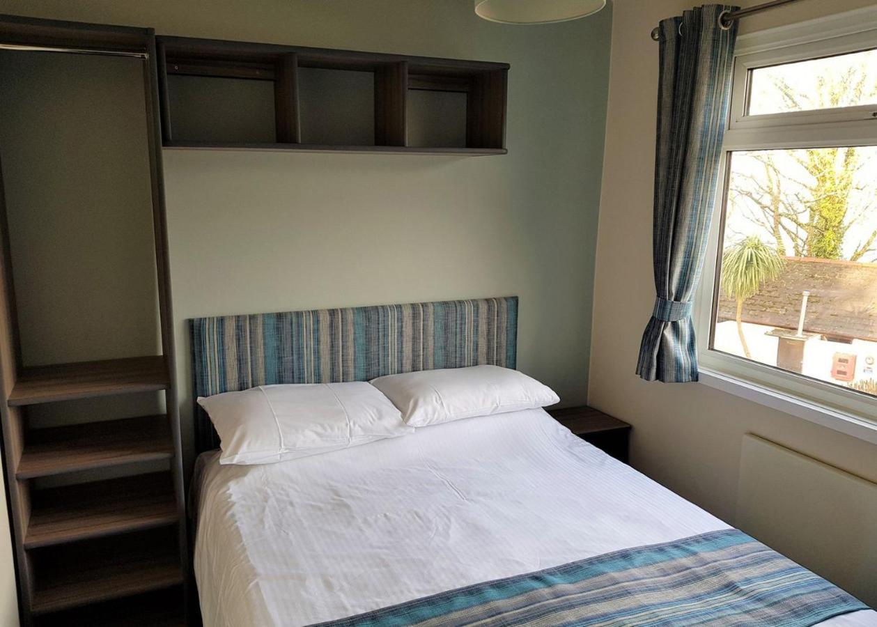 Sandaway Beach Holiday Park Combe Martin Exteriör bild