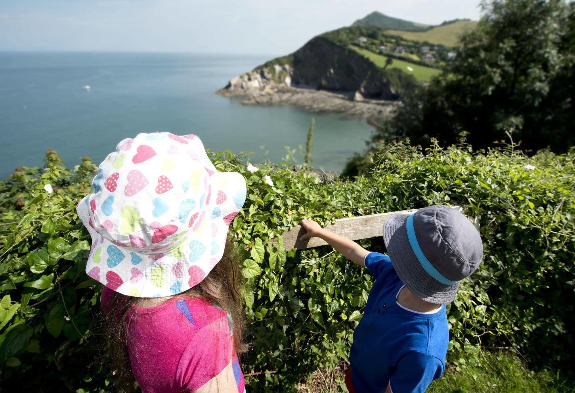 Sandaway Beach Holiday Park Combe Martin Exteriör bild