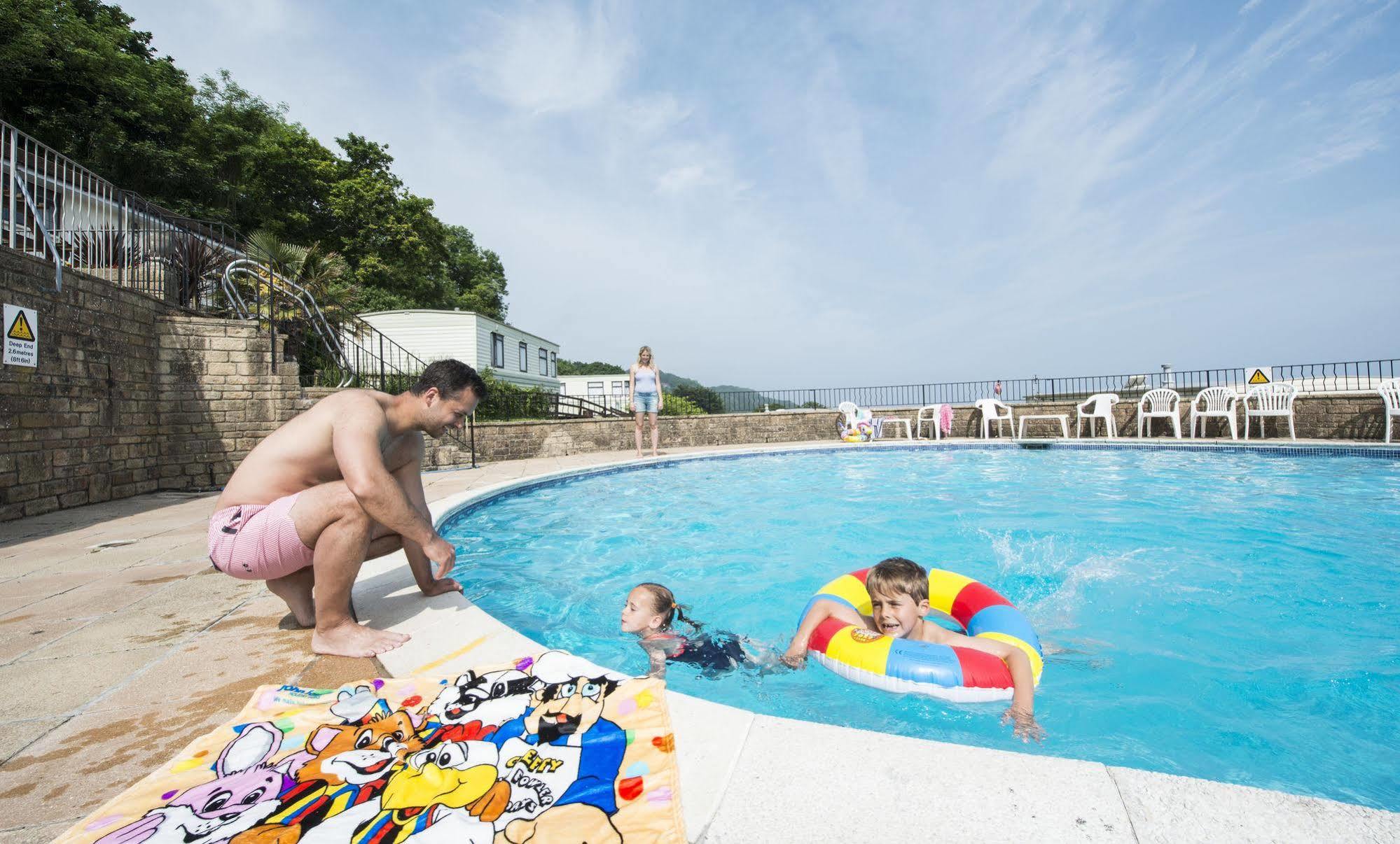 Sandaway Beach Holiday Park Combe Martin Exteriör bild
