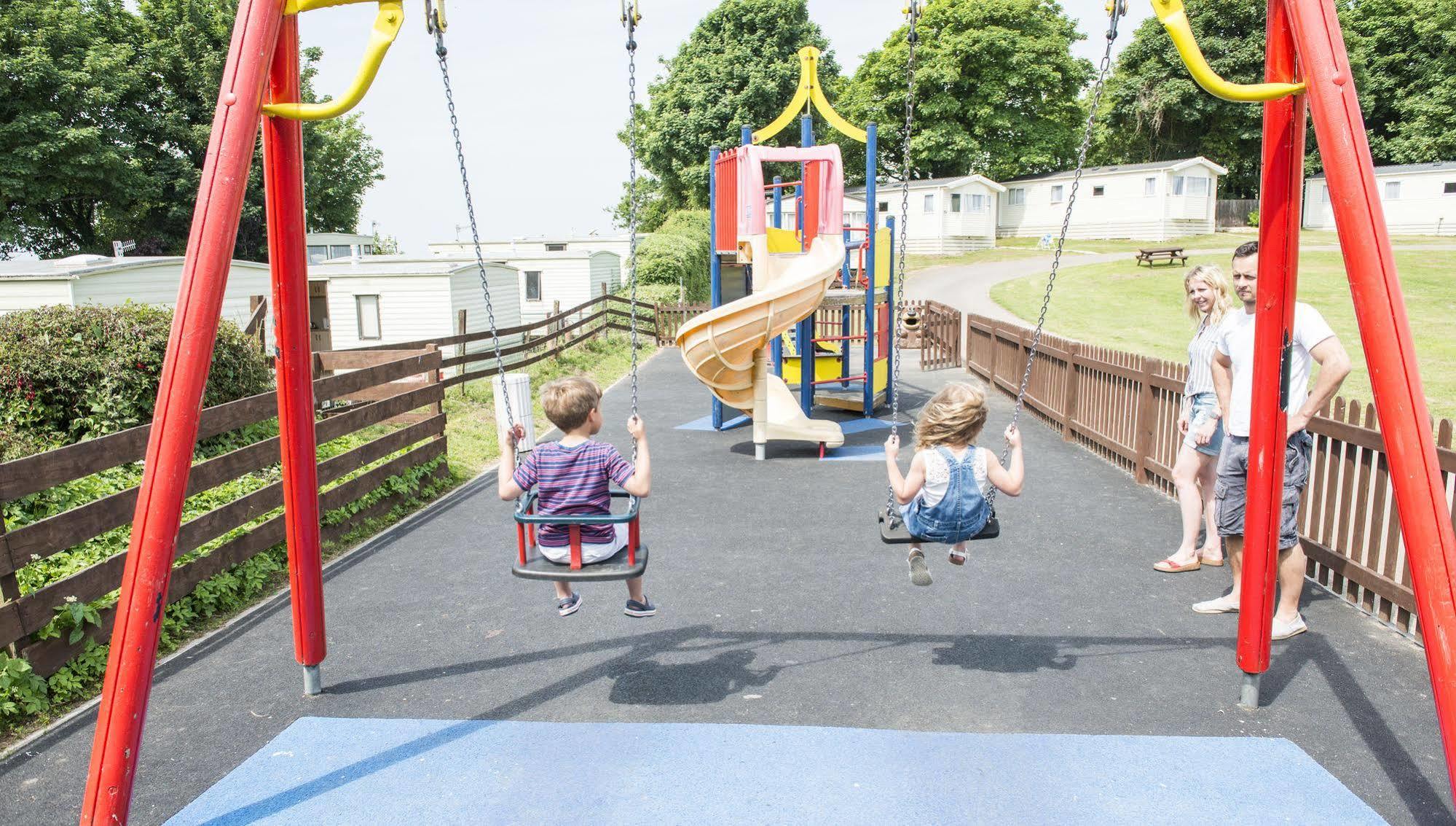 Sandaway Beach Holiday Park Combe Martin Exteriör bild